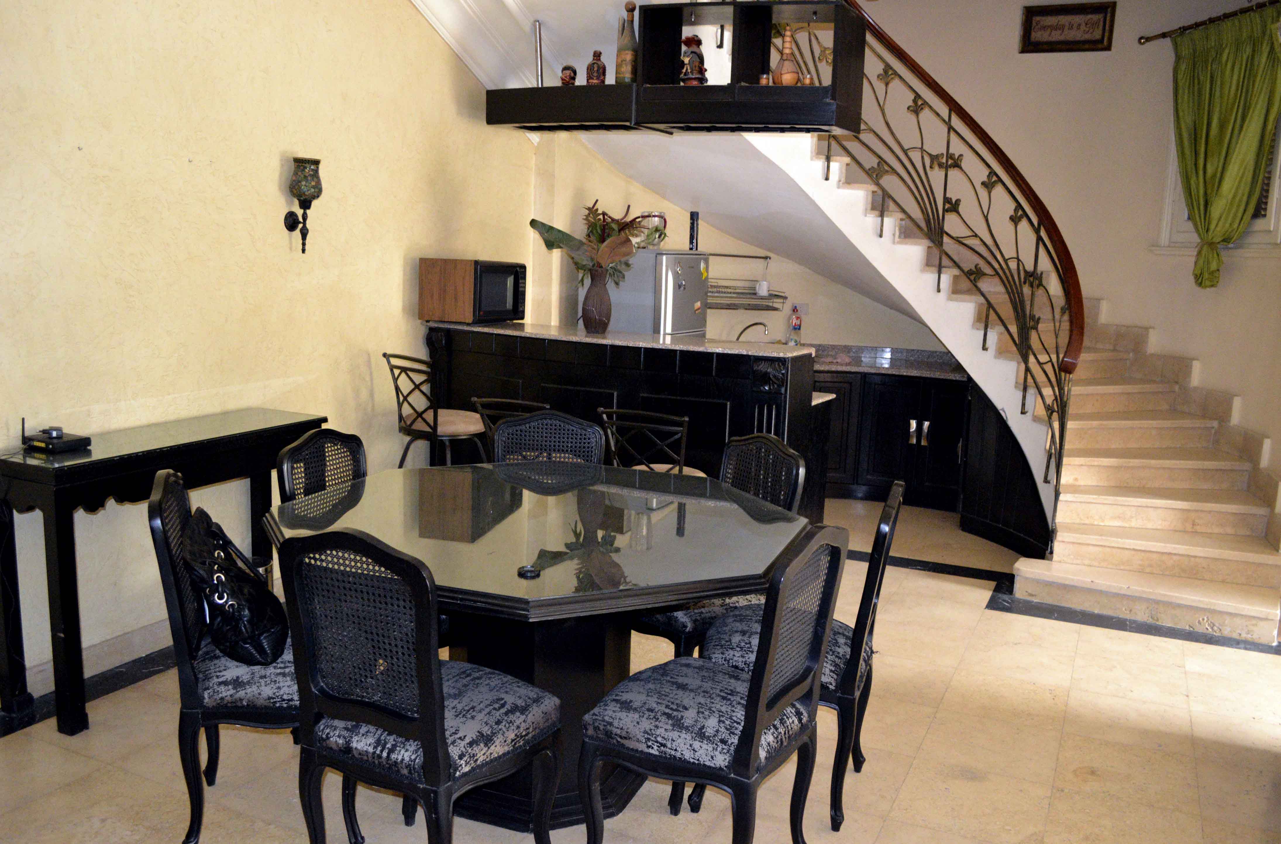  Villas
