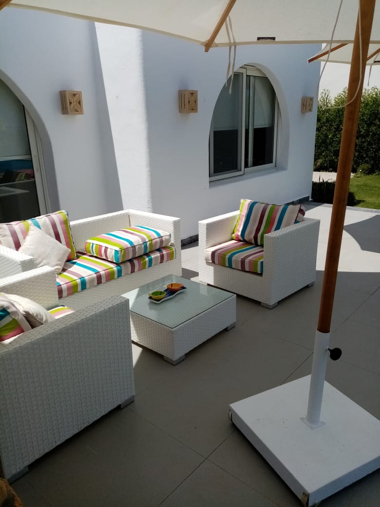  Villas