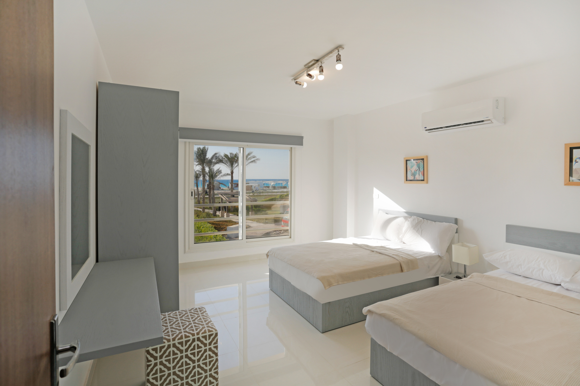  Villas