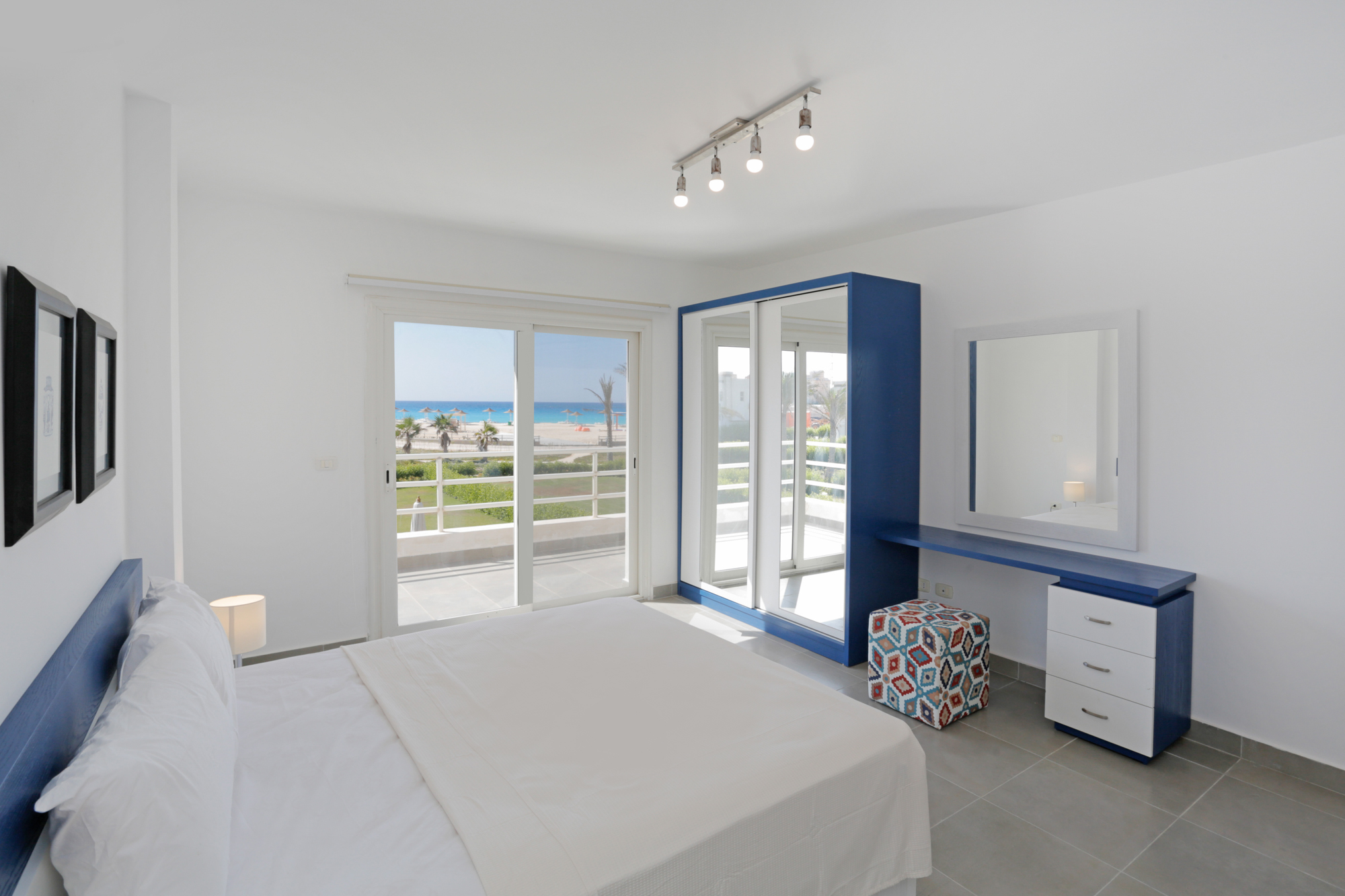  Villas