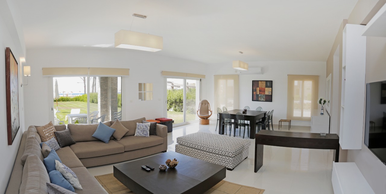  Villas