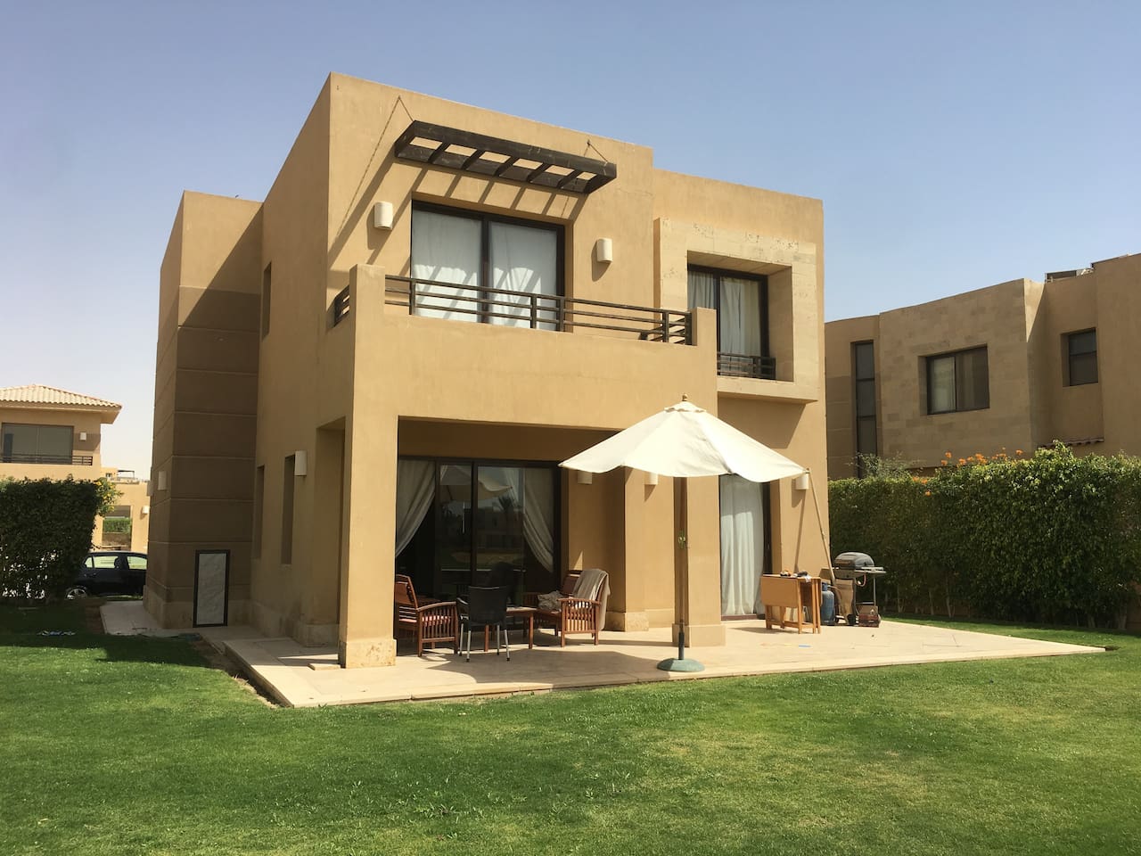  Villas