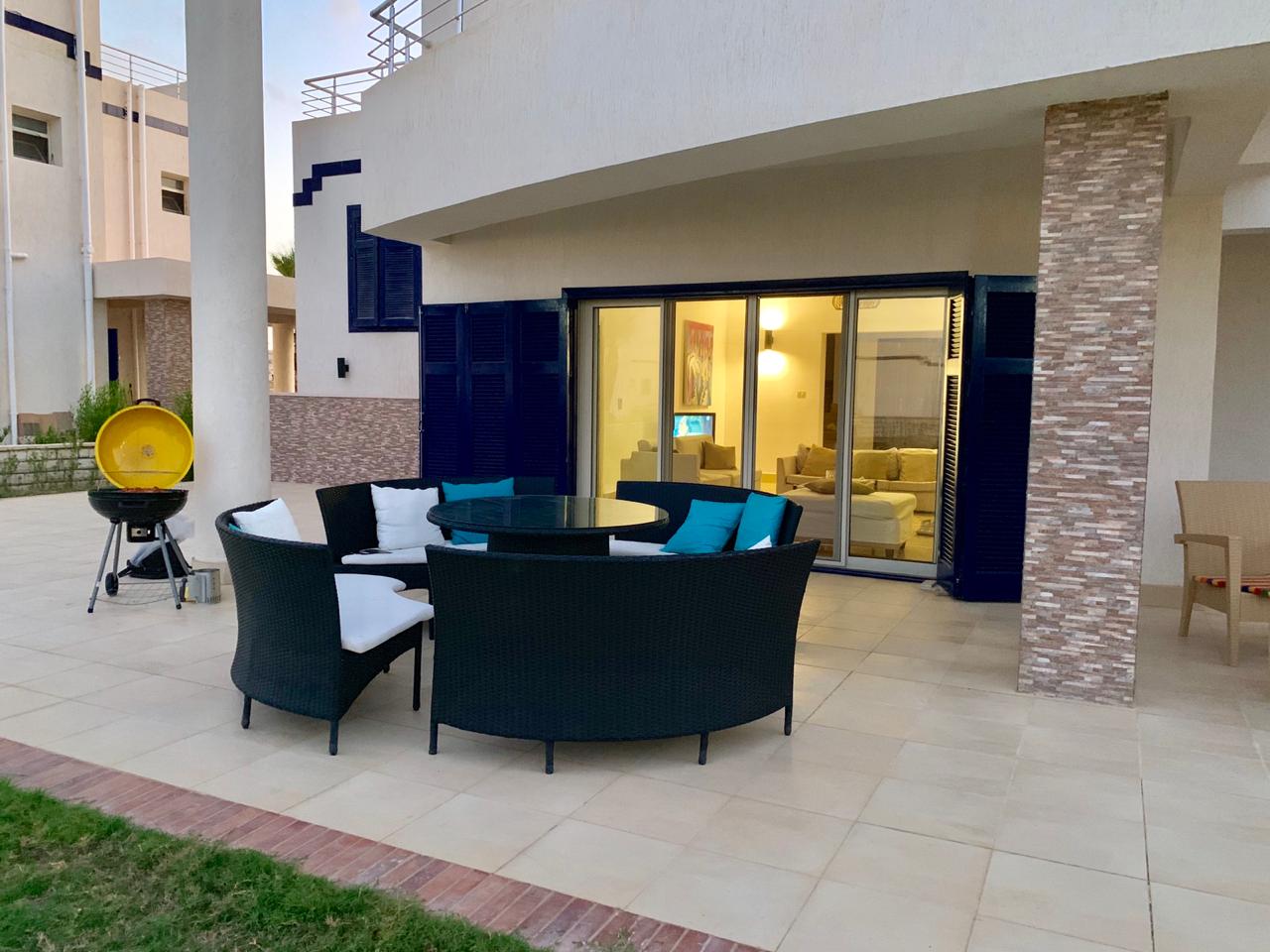  Villas