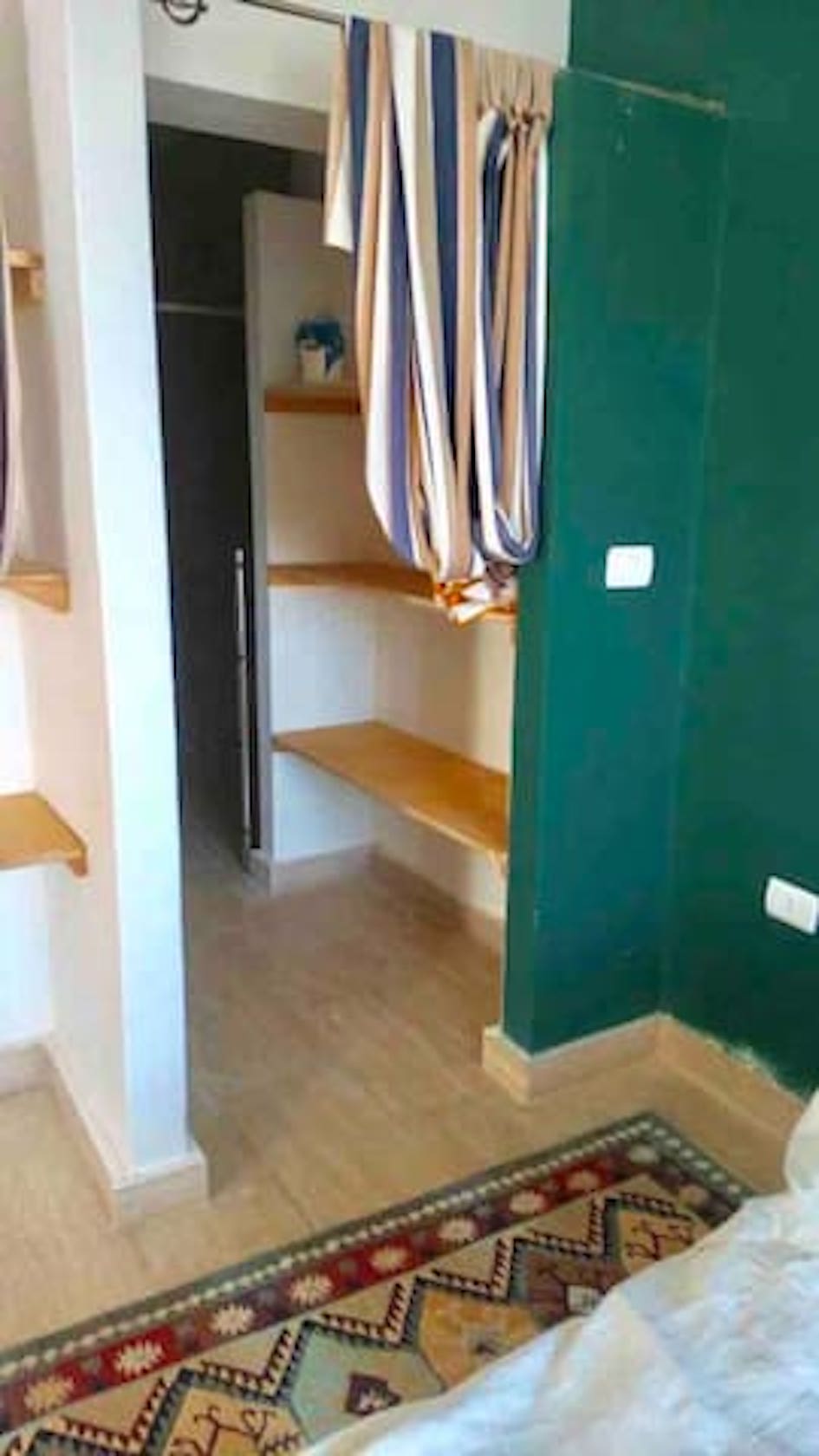  Apartments