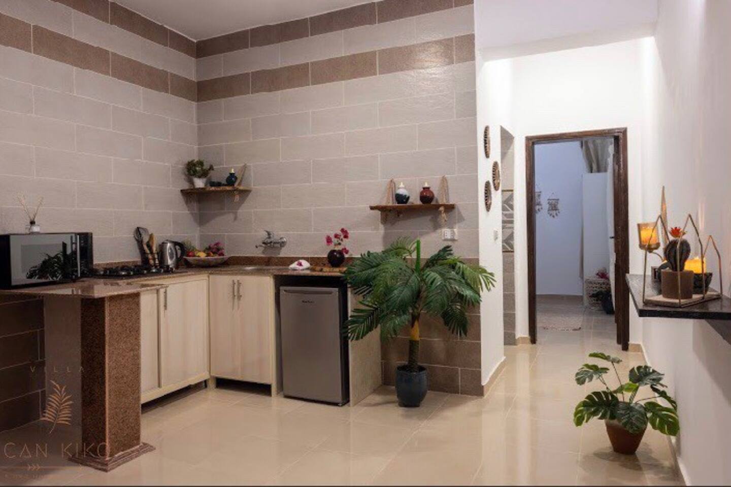  Apartments