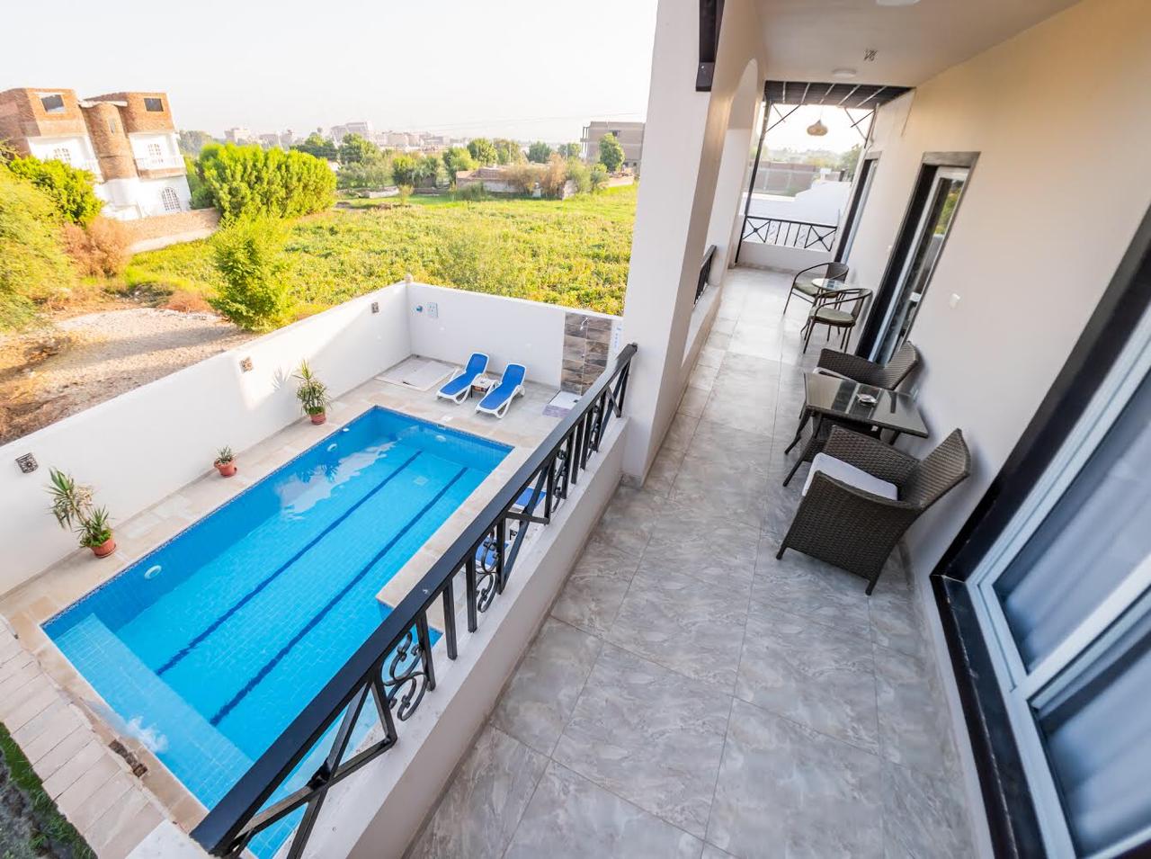  Villas