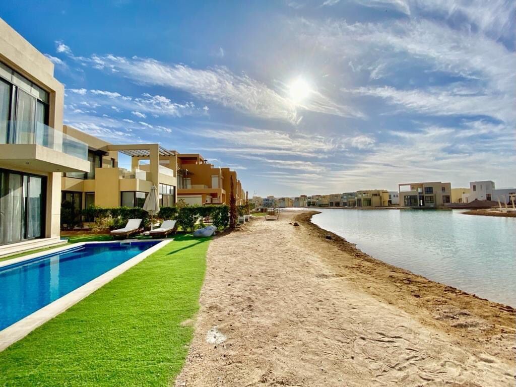  Villas