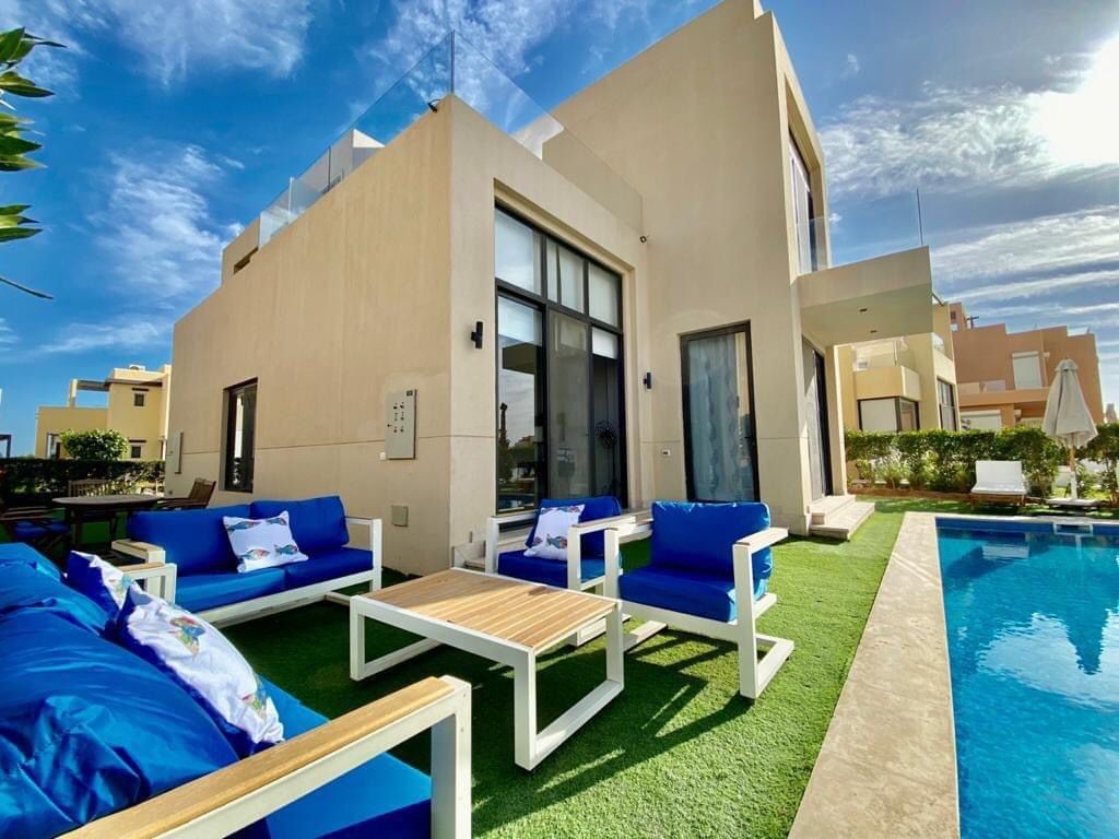  Villas