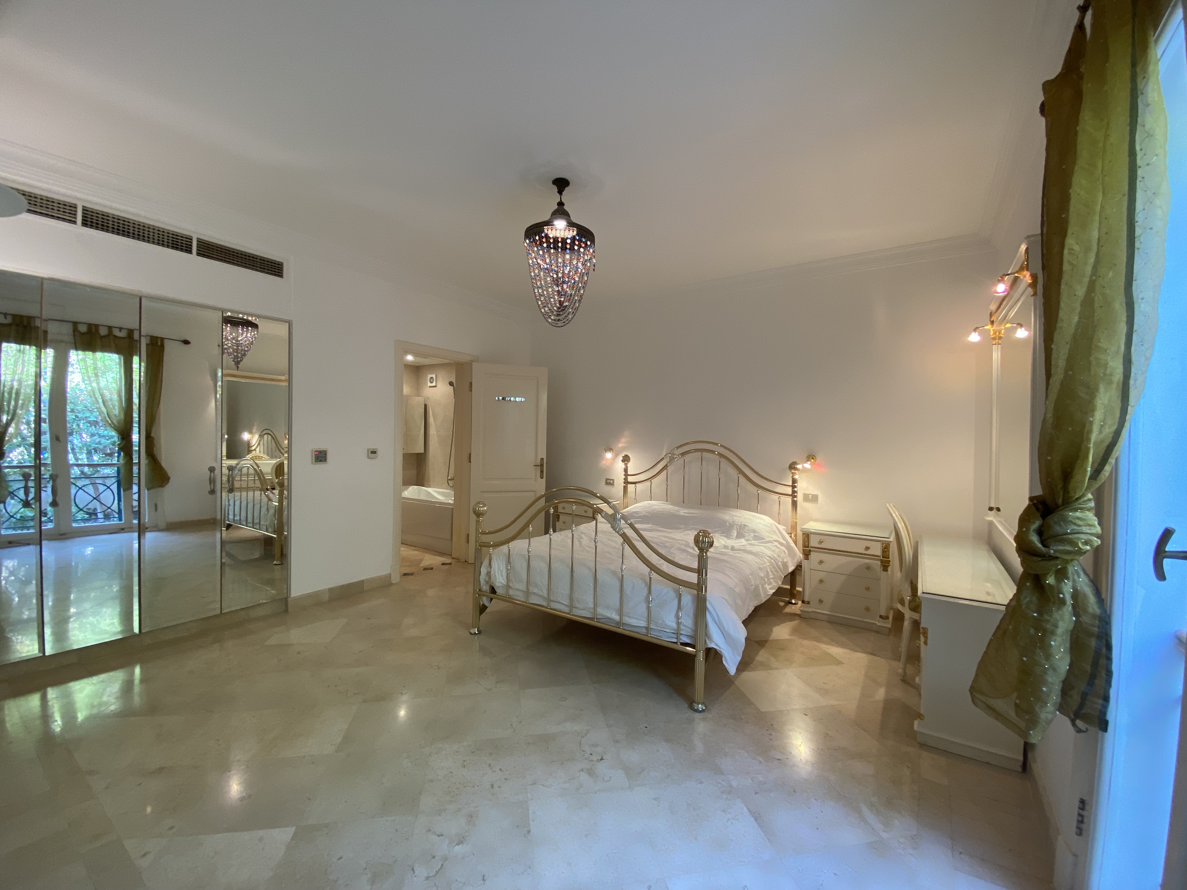  Villas