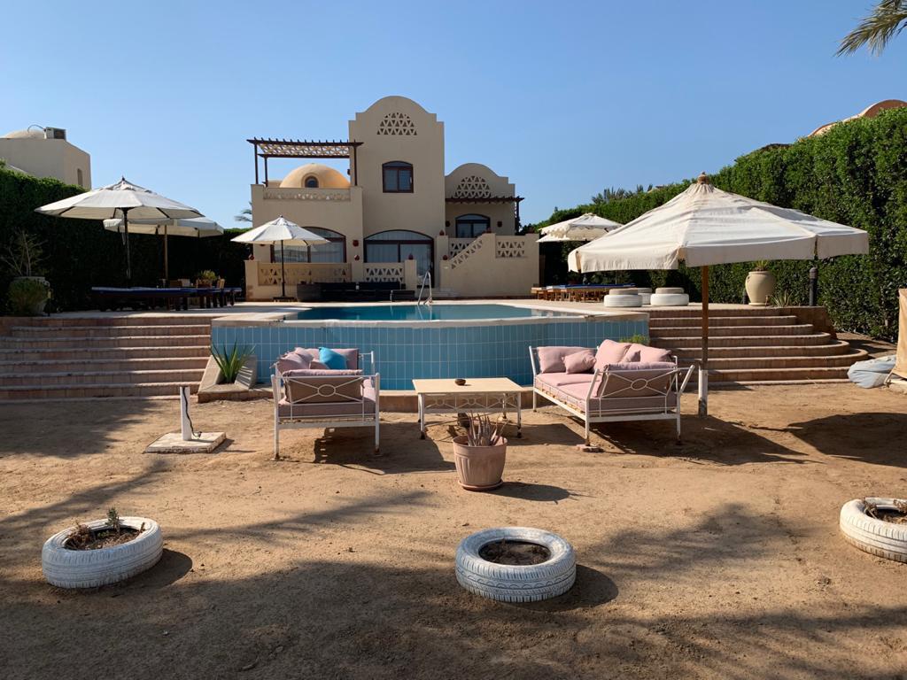  Villas