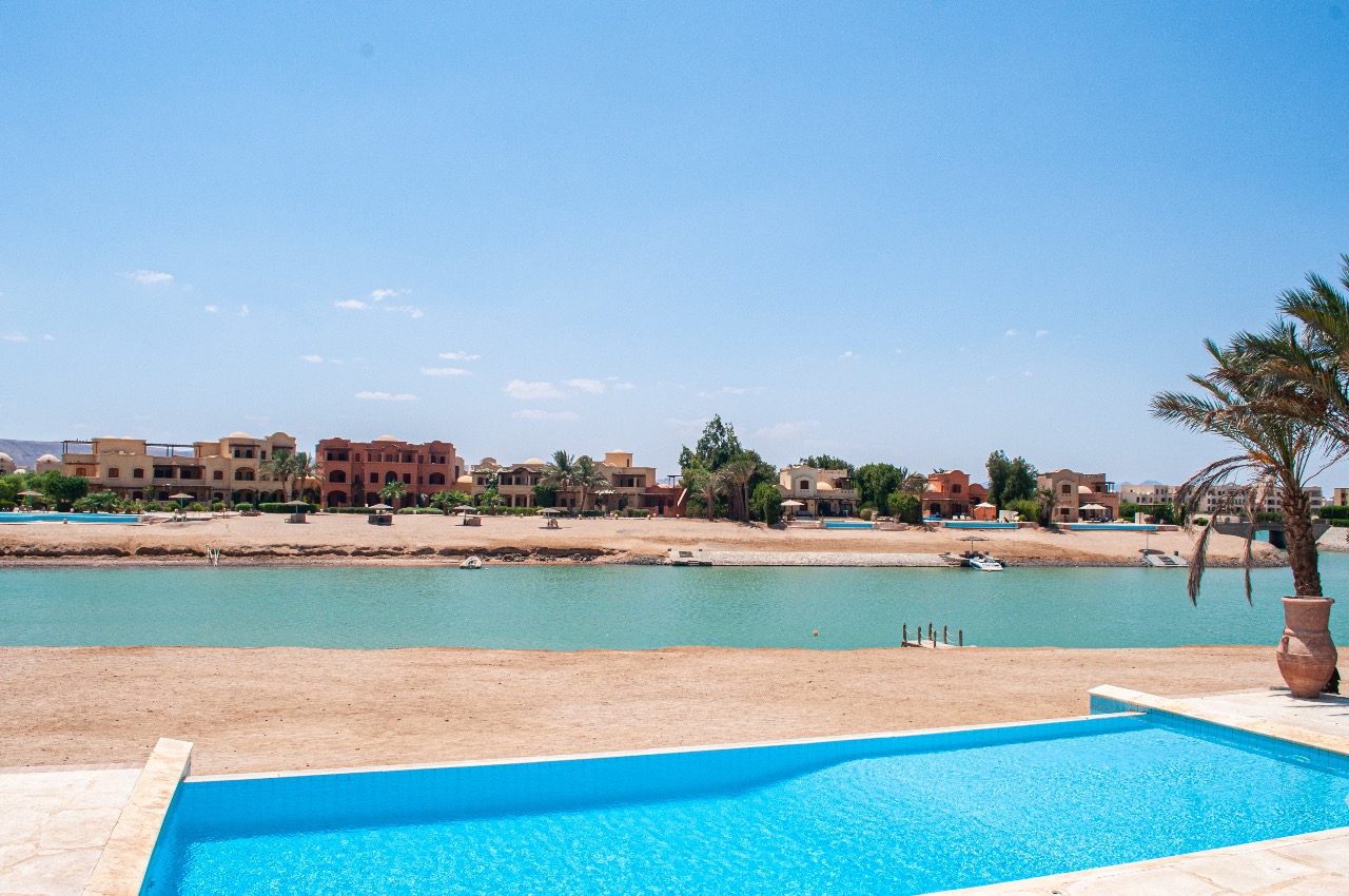  Villas