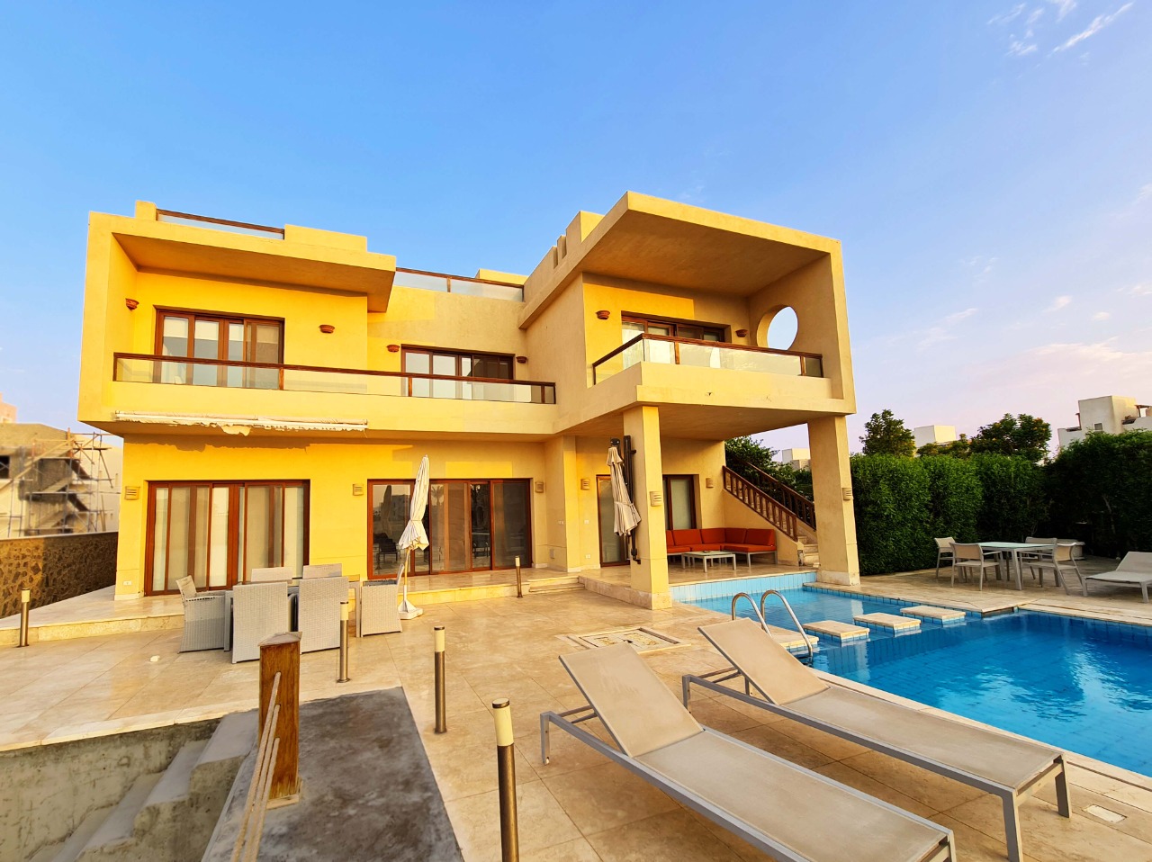  Villas