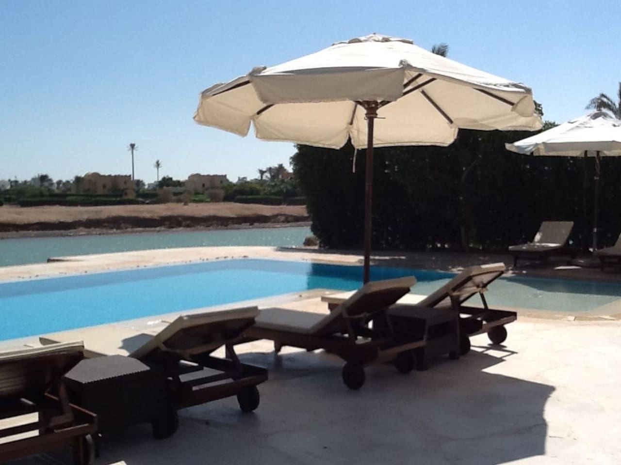  Villas