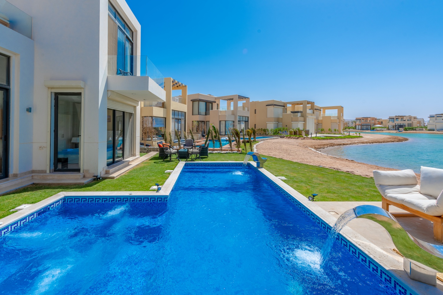  Villas