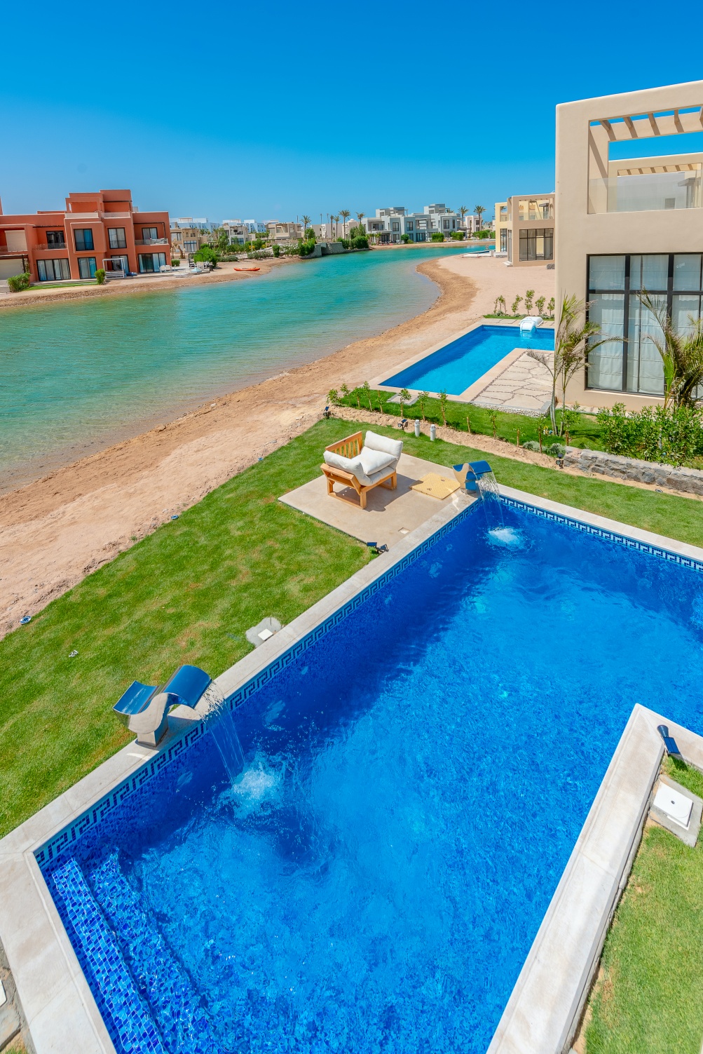  Villas