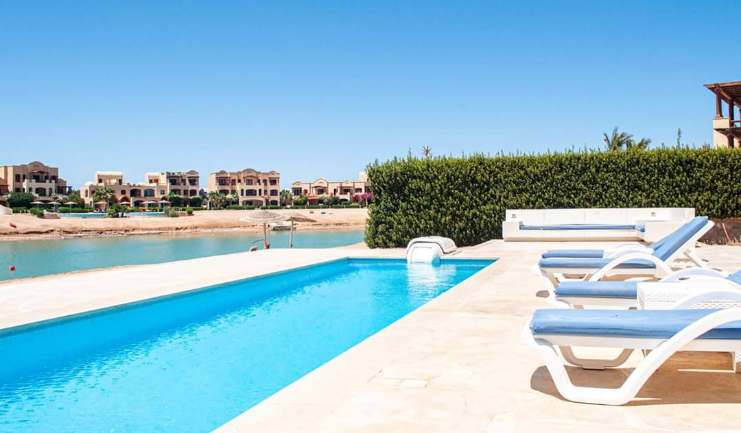 Villas