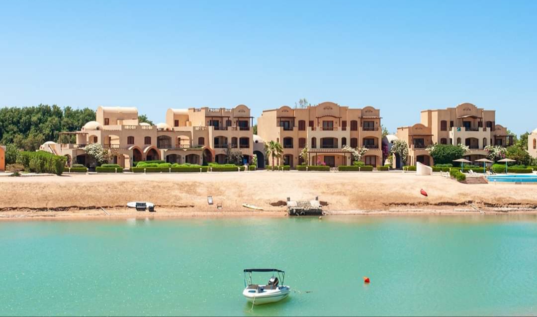  Villas