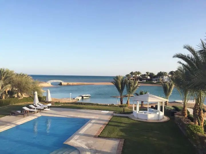  Villas