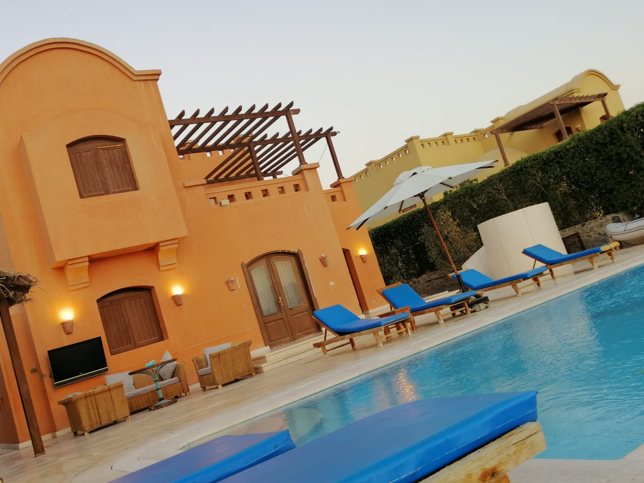  Villas