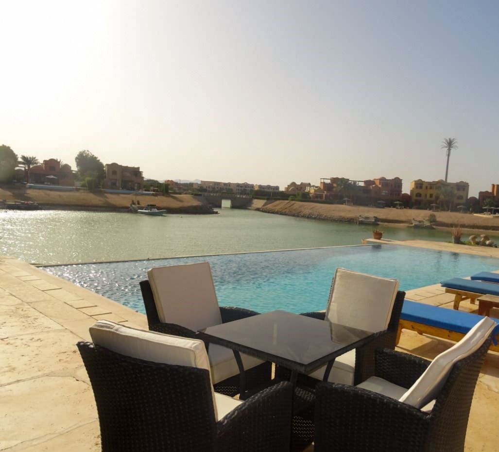  Villas