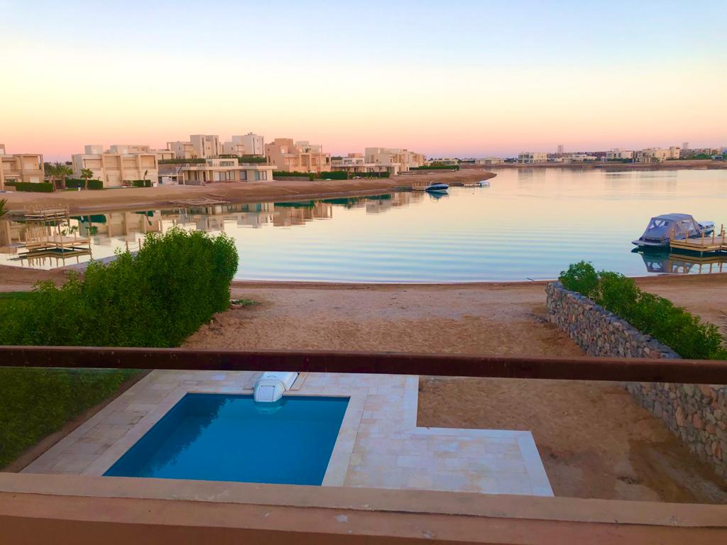  Villas