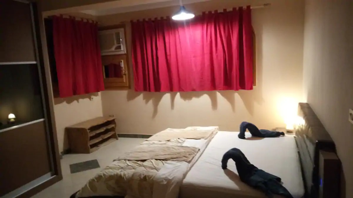  Apartments