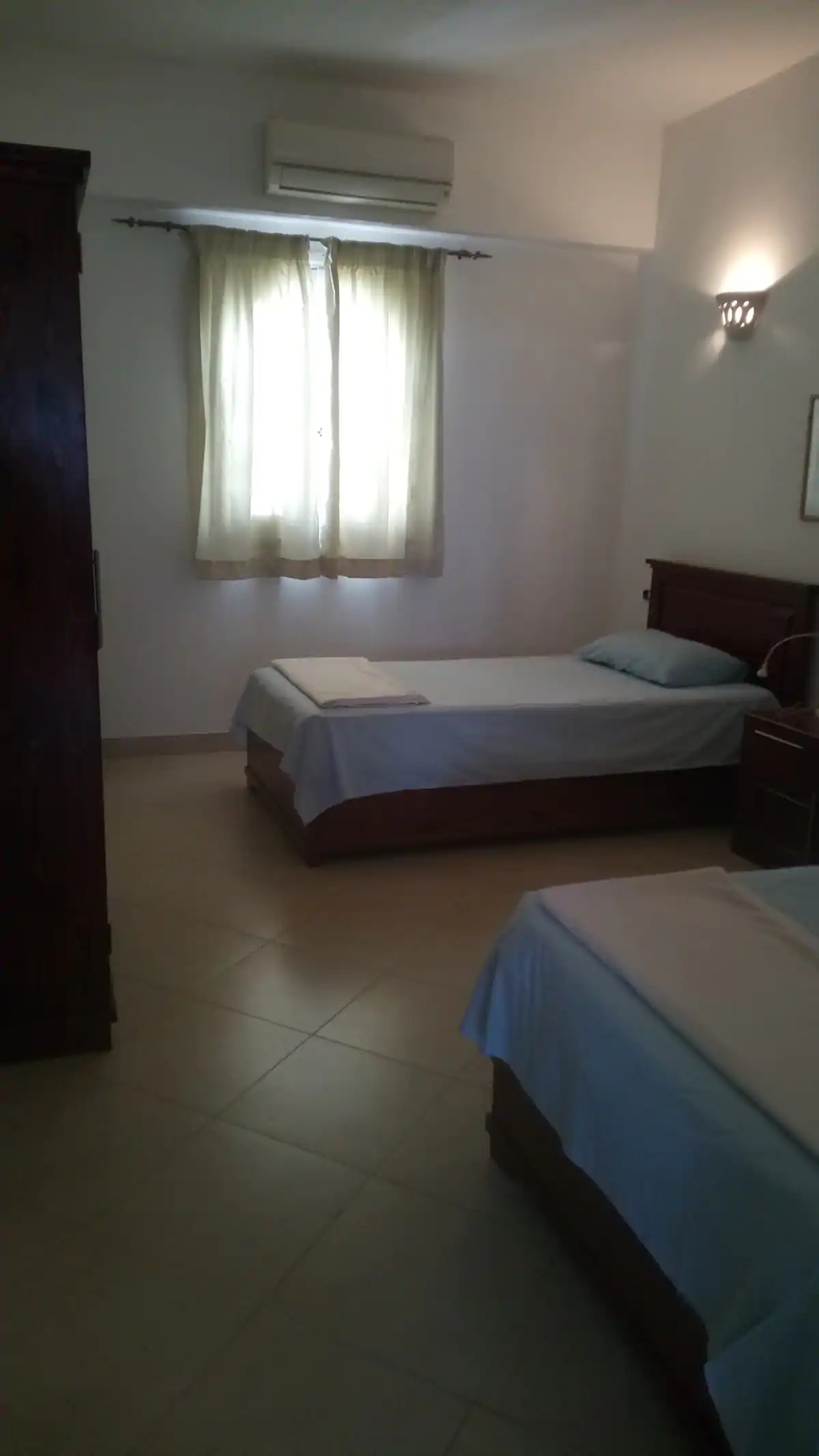  Apartments