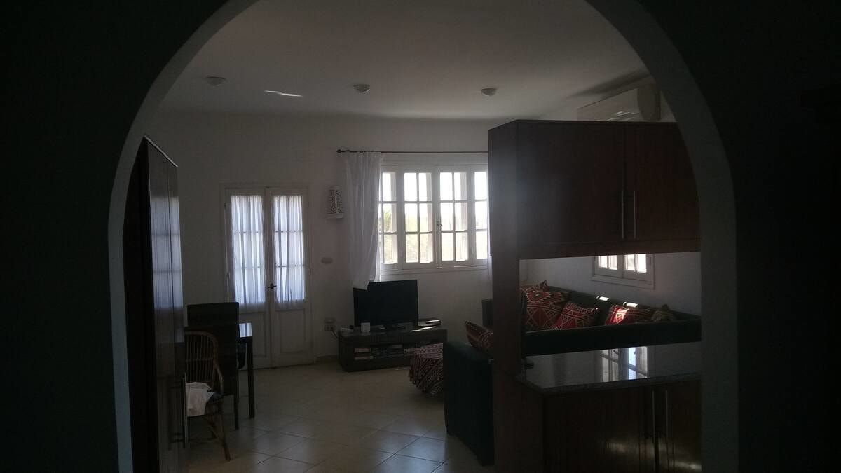  Apartments