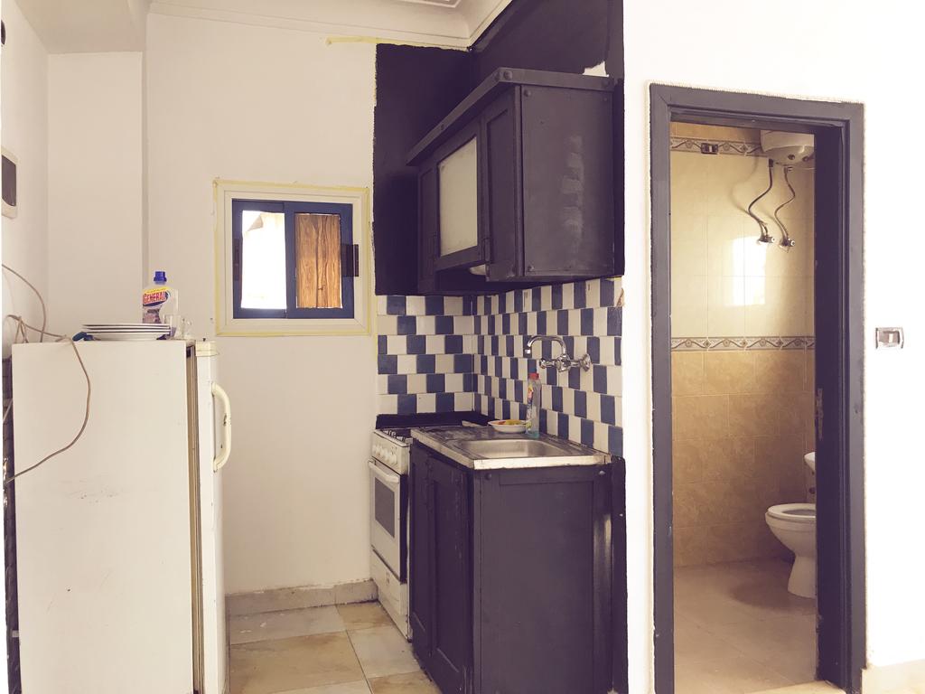  Apartments