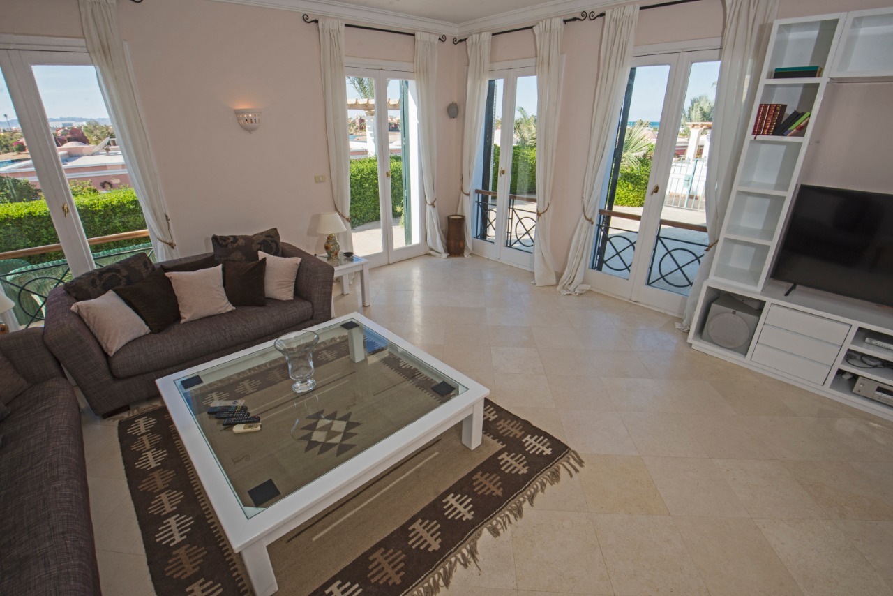  Villas