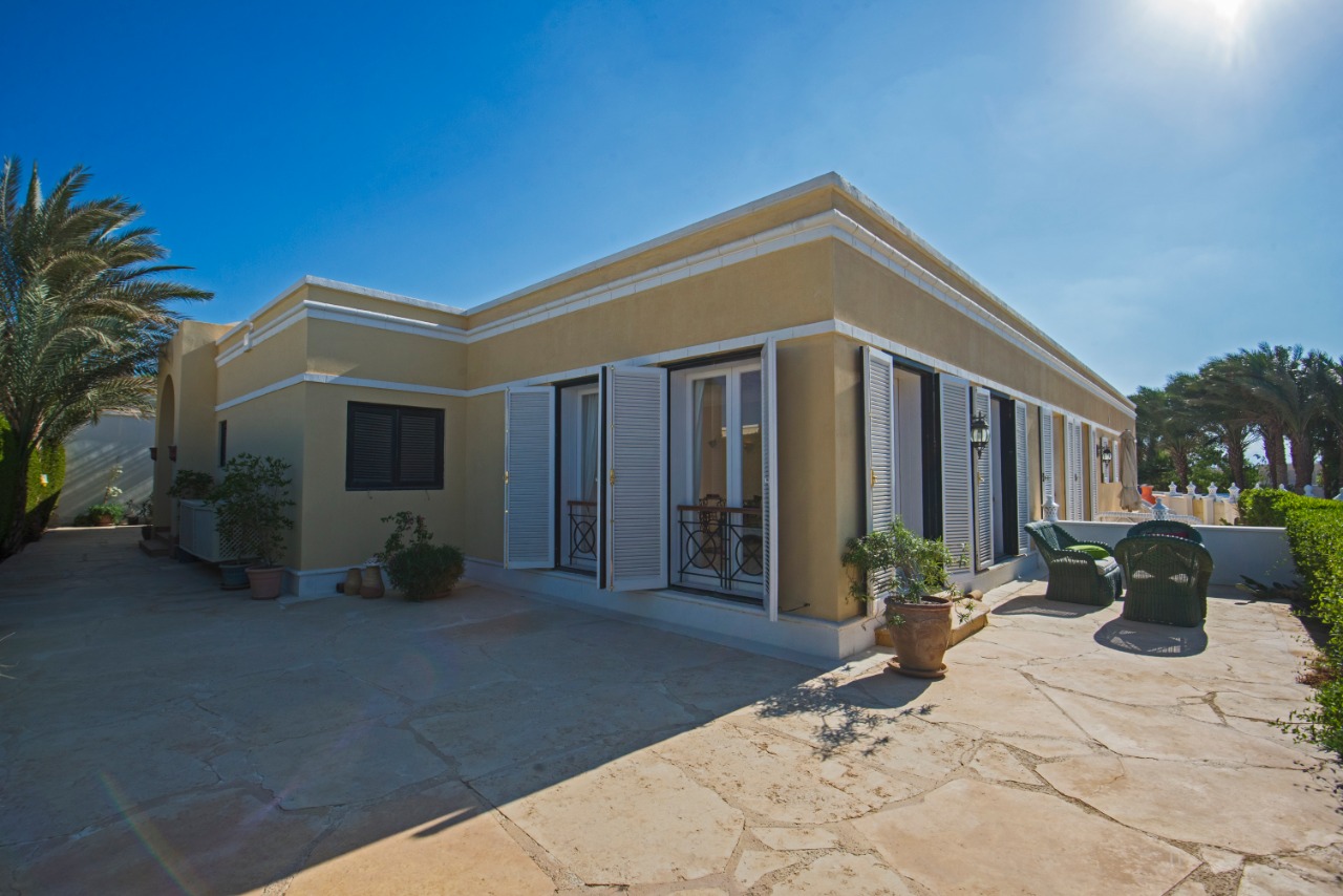  Villas