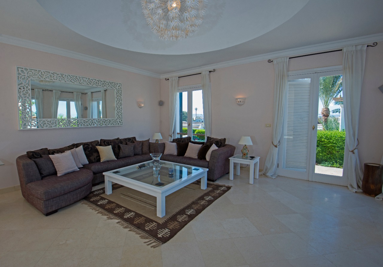  Villas