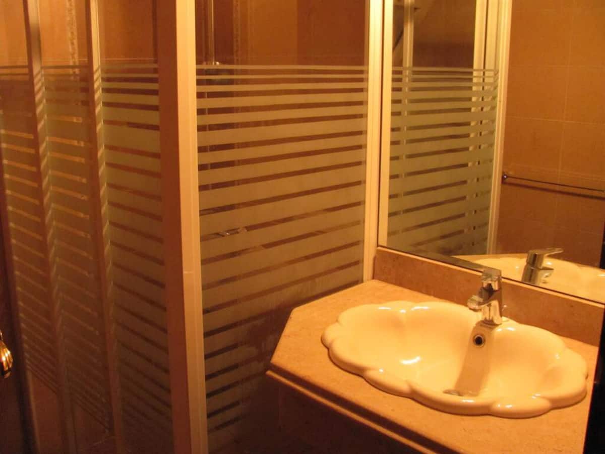  Apartments