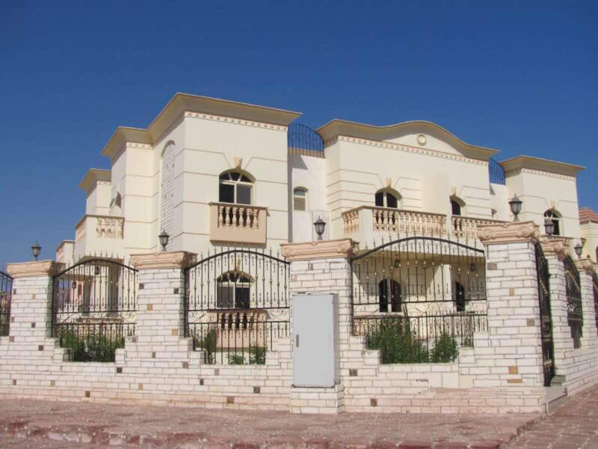  Apartments