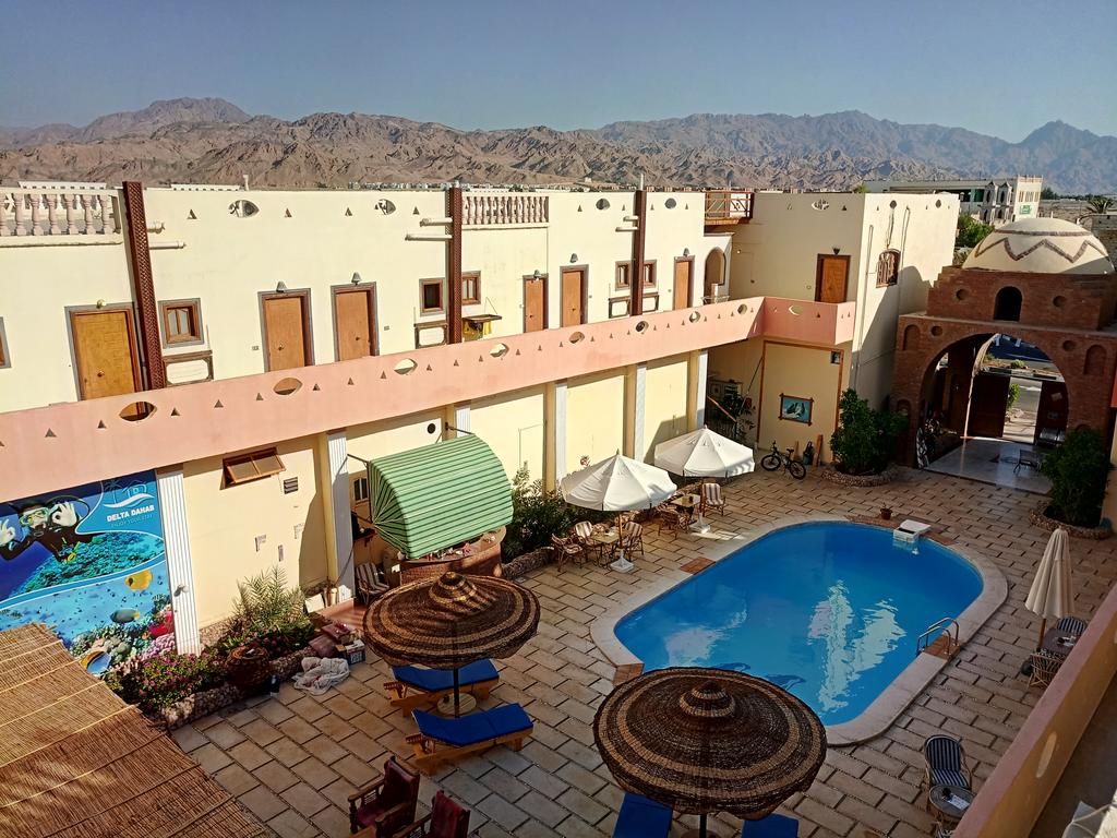  Hotels