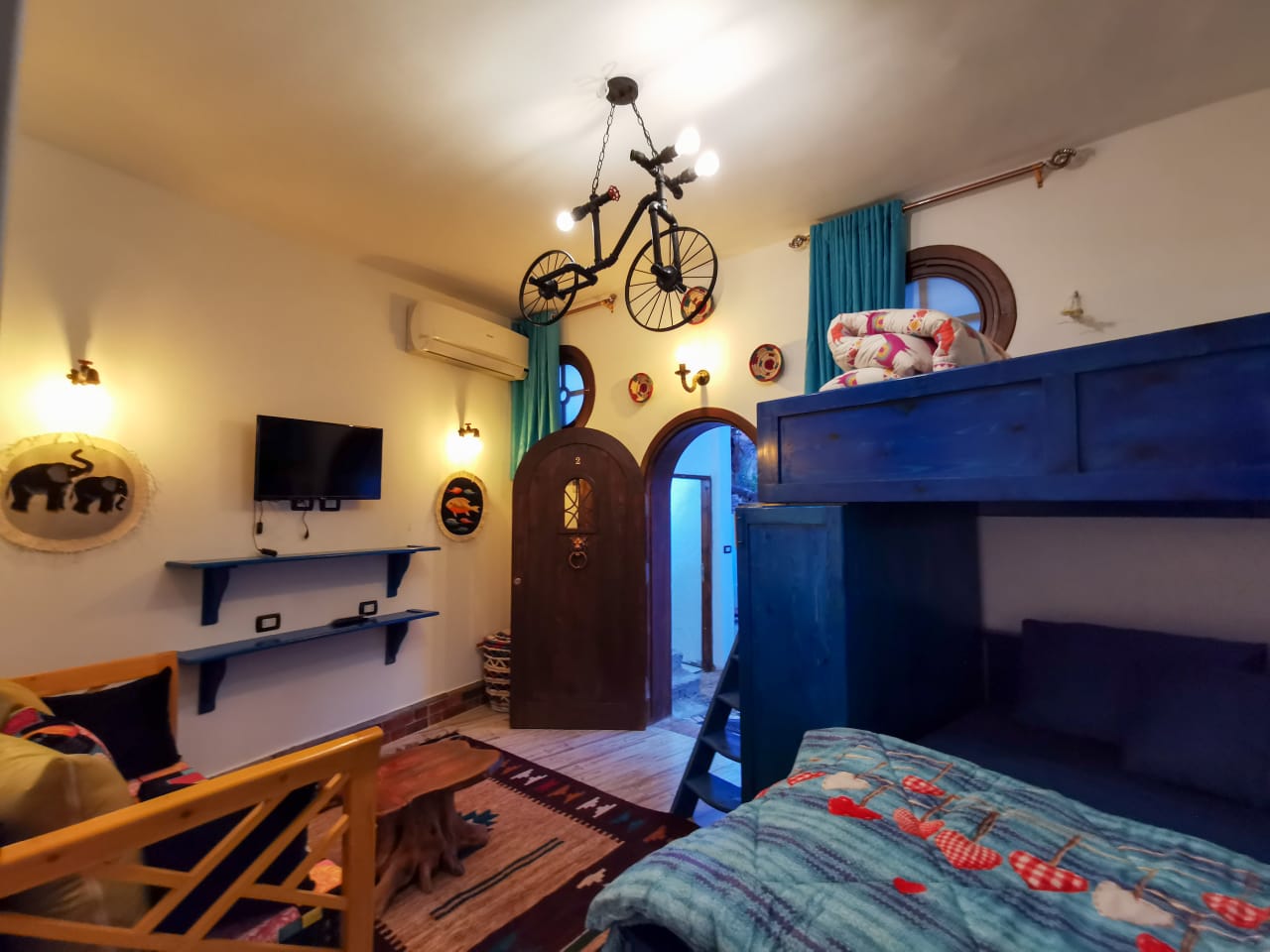  Apartments