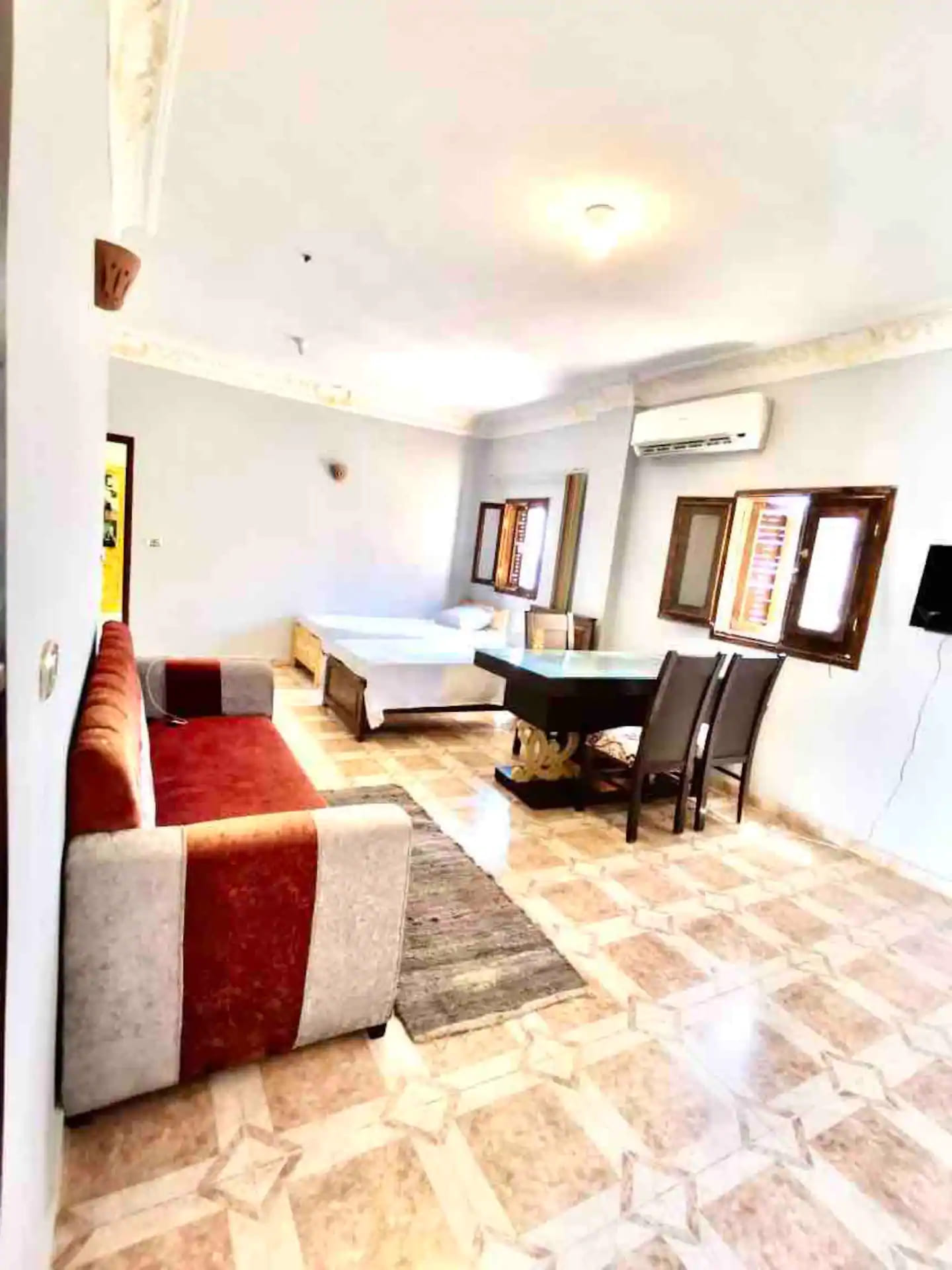  Apartments