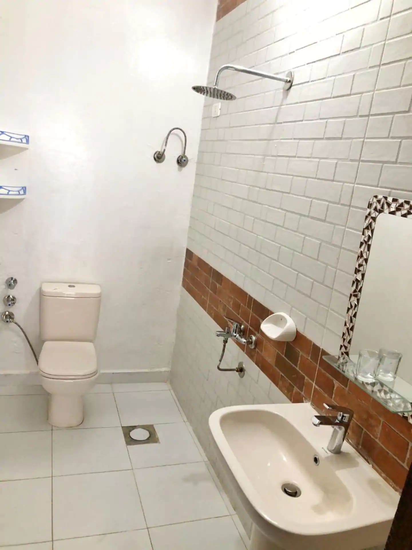  Apartments