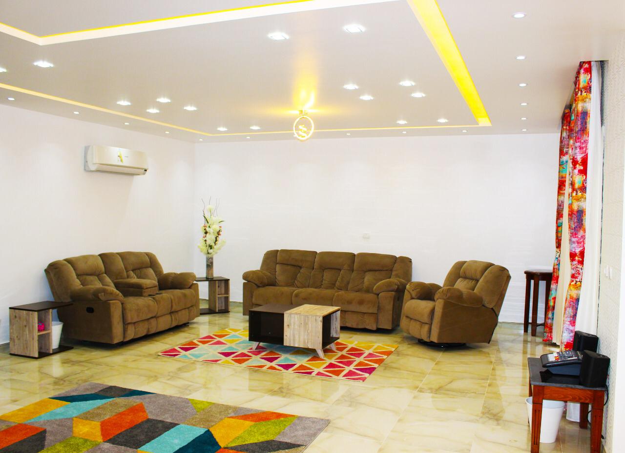  Villas