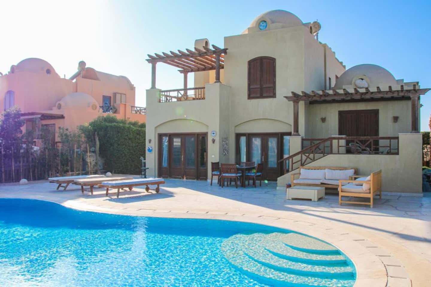  Villas
