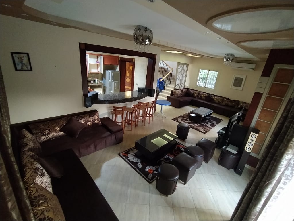  Villas