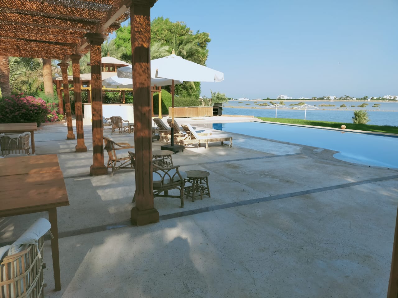 Villa with lagoon view