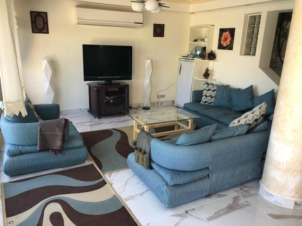  Villas