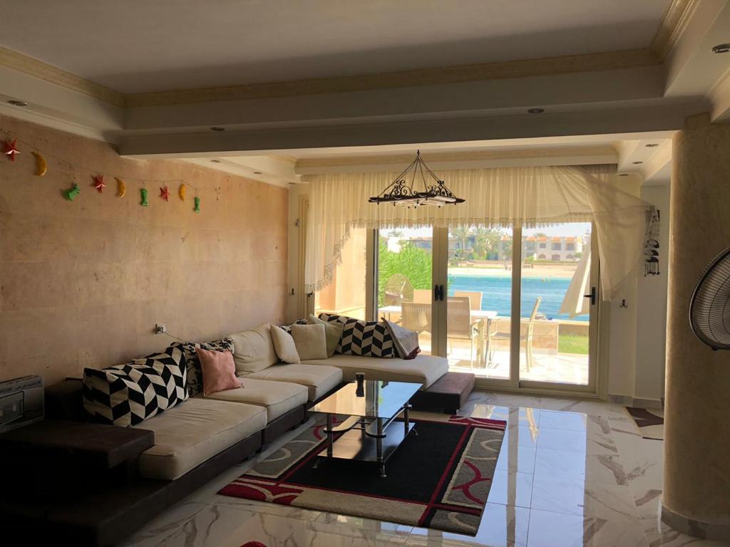  Villas