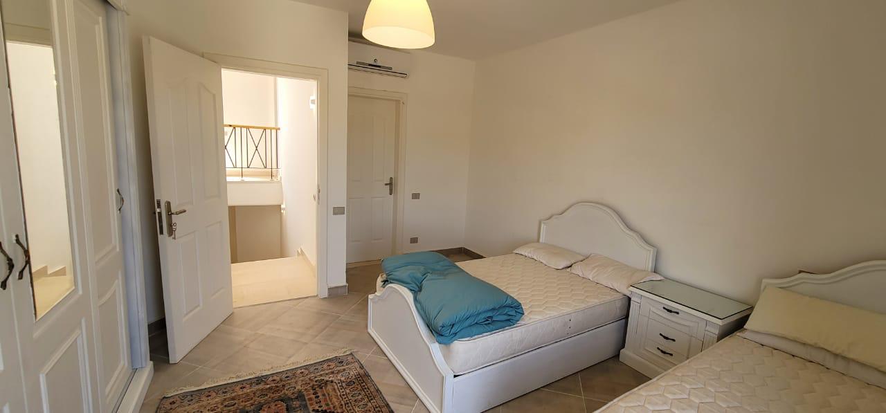  Villas
