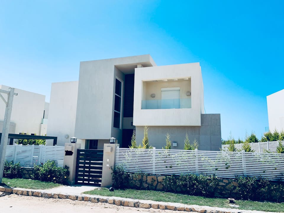  Villas