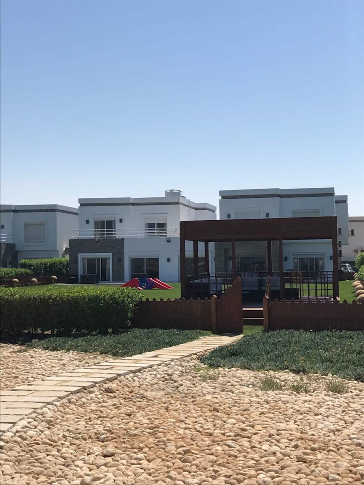  Villas
