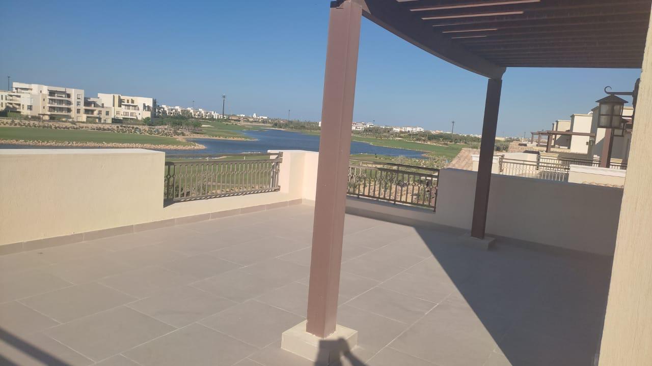  Villas