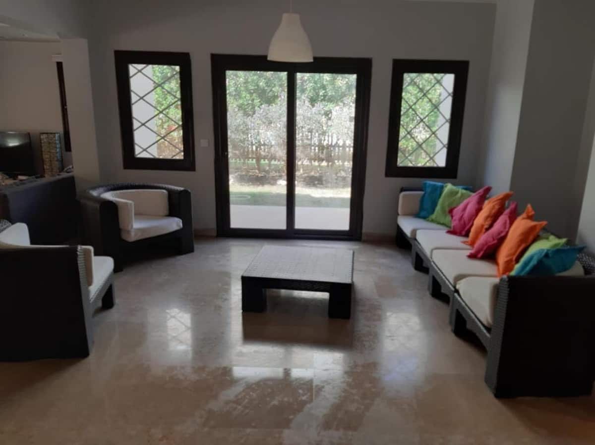  Villas