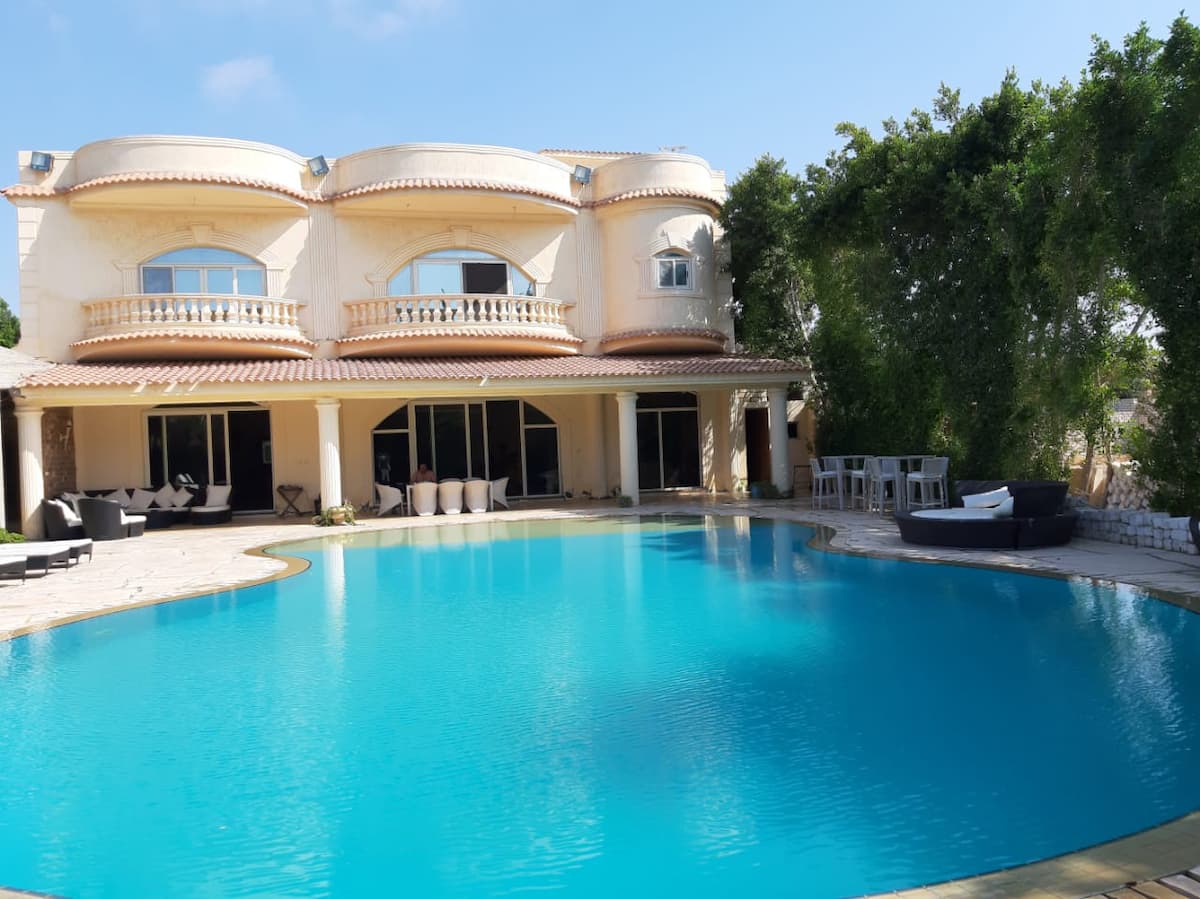  Villas